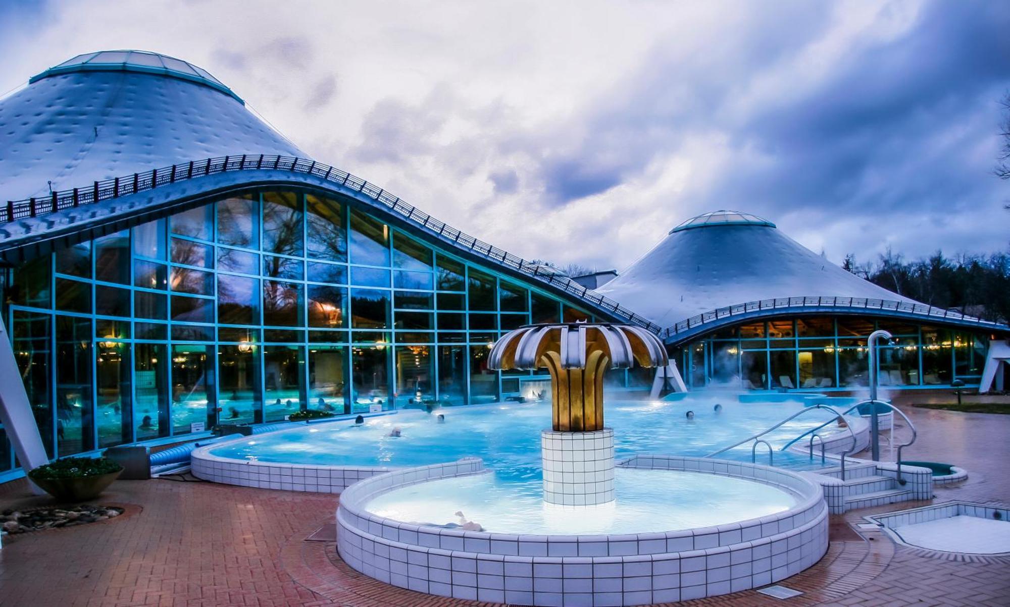 Rita - Atemberaubenden Wasserfaelle Triberg im Schwarzwald ภายนอก รูปภาพ